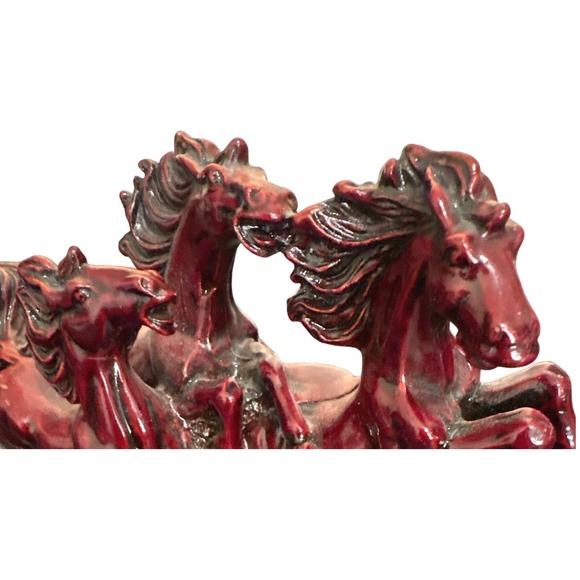 VTG Chinese Feng Shui Majestic Red Galloping Horses‎ Cinnabar-colored Resin - Picture 3 of 6
